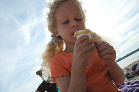 icecreamgirl.jpg