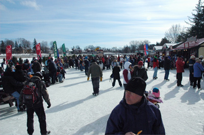 view of mark and the crowds on the canal